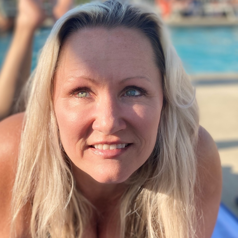 Meet your Posher, Jenn